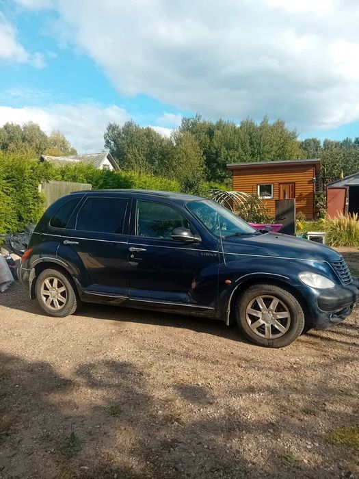 PT Cruiser . 2001 року