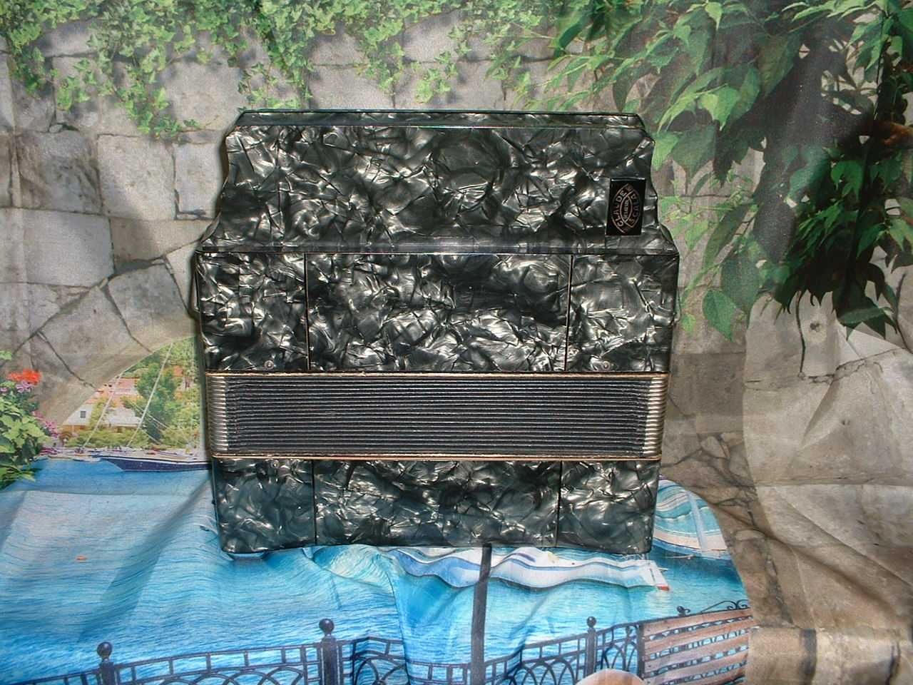 Concertina Avenda R, .727
