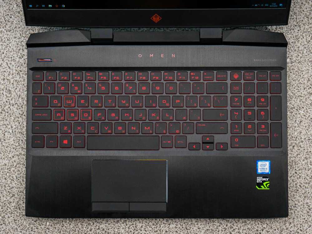 Игровой ноутбук HP OMEN 2020 Core i7-8750H GTX1050Ti 16GB SSD nvme RGB