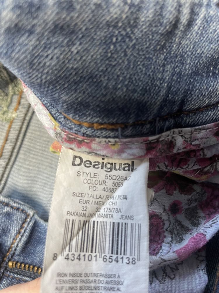 Damskie spodnie dżinsowe z wysokim stanem Desigual rozmiar S