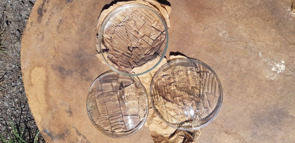 Скло на фари ВАЗ 2101,21011