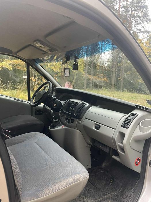 Renault Trafic 2.5dci long