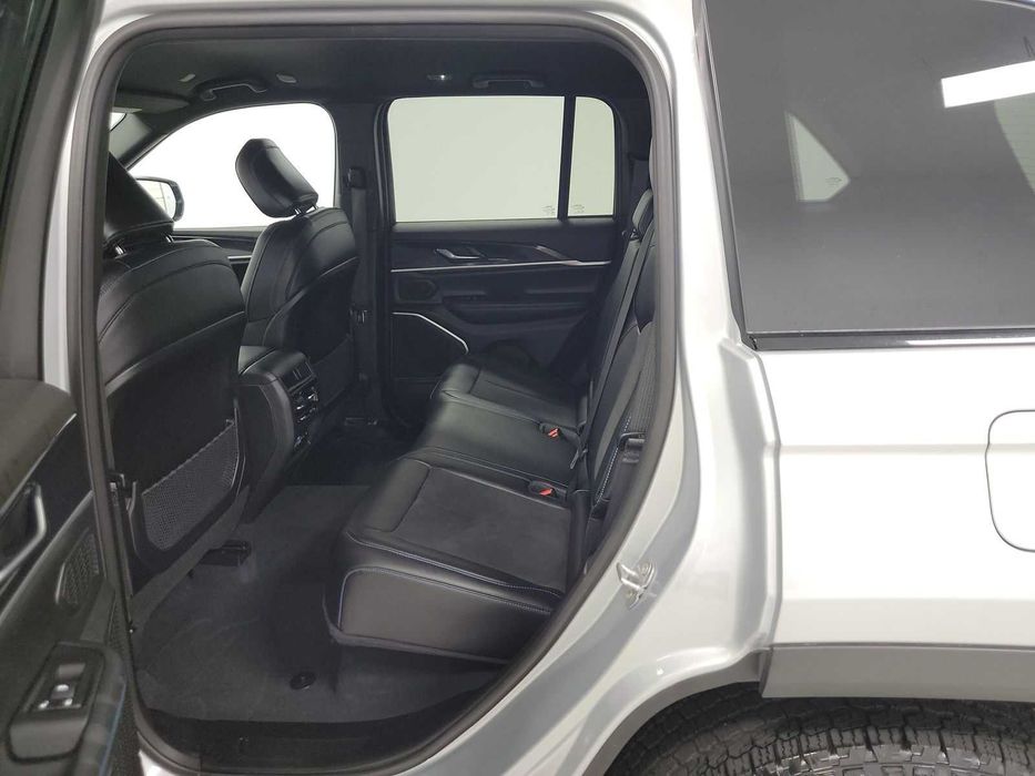 2022 Jeep Grand Cherokee 4XE Trailhawk