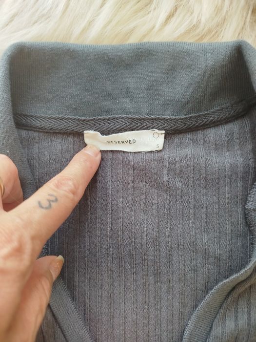 Body Reserved S prążek