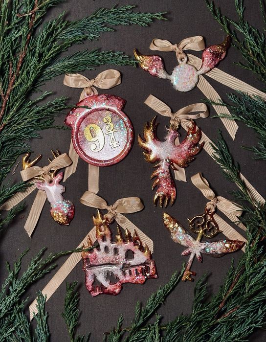 Новорічні іграшки набір смола ялинкові іграшки