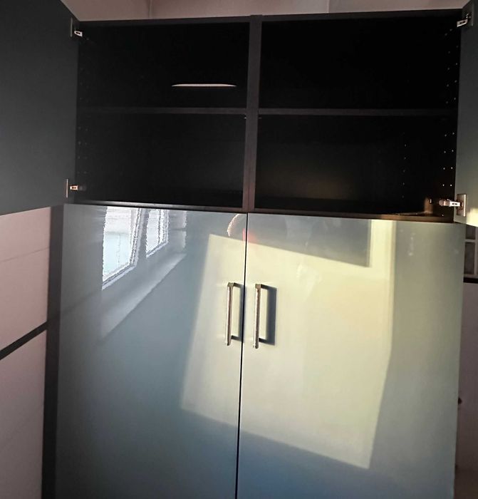 Móvel de cozinha com arca