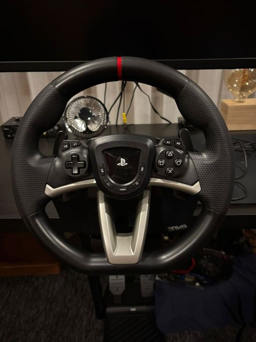 Volante HORI Ápex (PS5/PS4/PC) NOVO