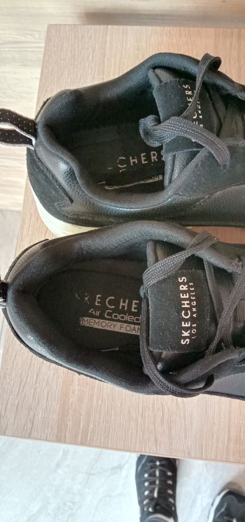 Оригінальні чоловічі кросівки Skechers