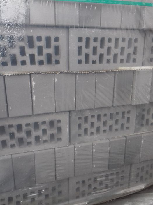 Cegła klinkierowa, budowlana syriusz/ nepal dziurawka