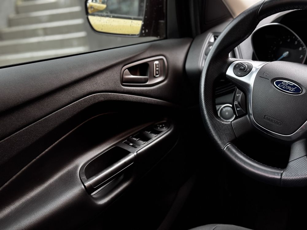 Продається Ford Escape