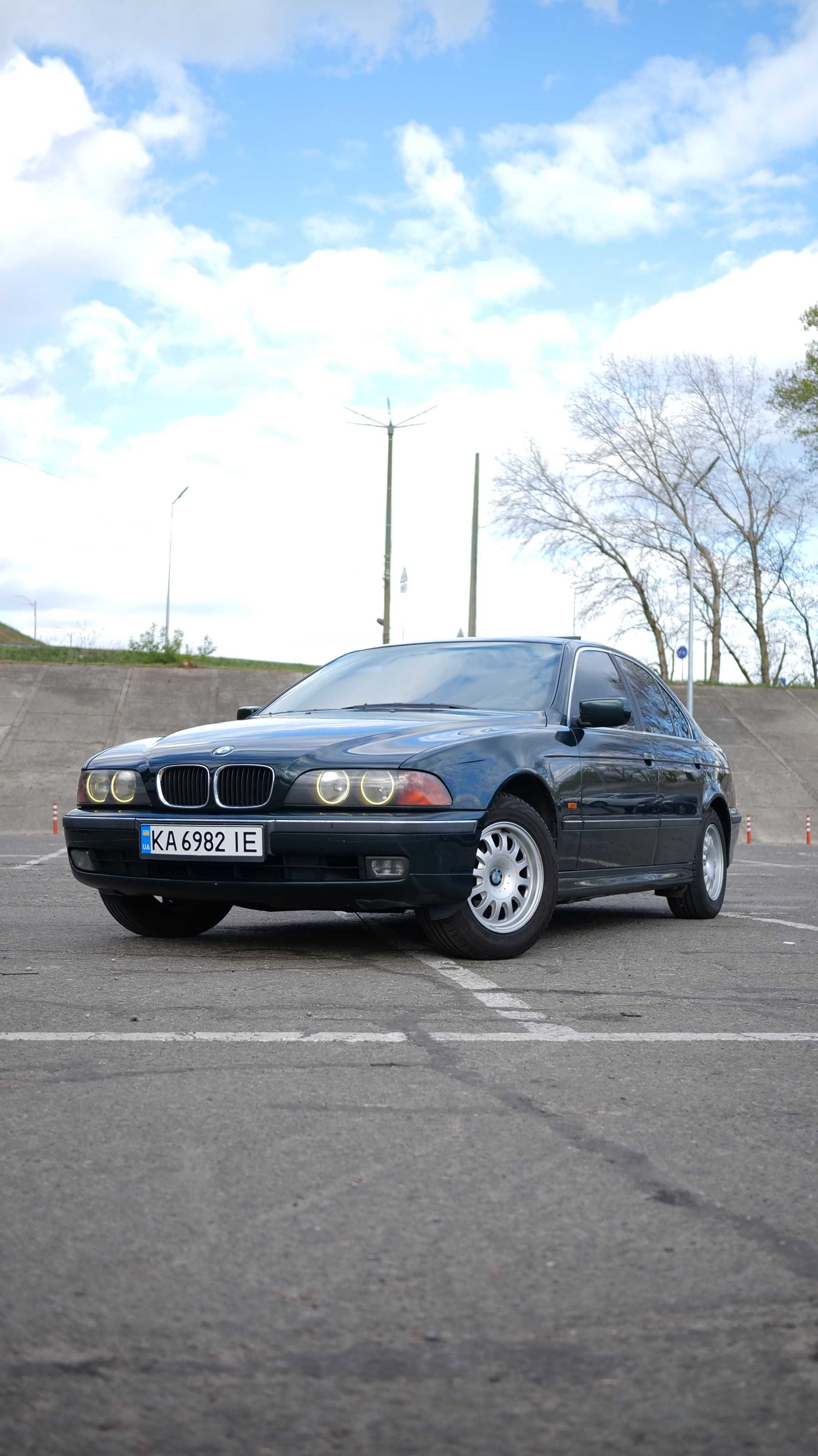 Продам BMW E39 520I в гарному стані