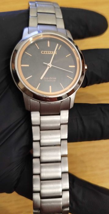 Citizen FE7024-84E Super Titanium – Elegancja i Lekkość