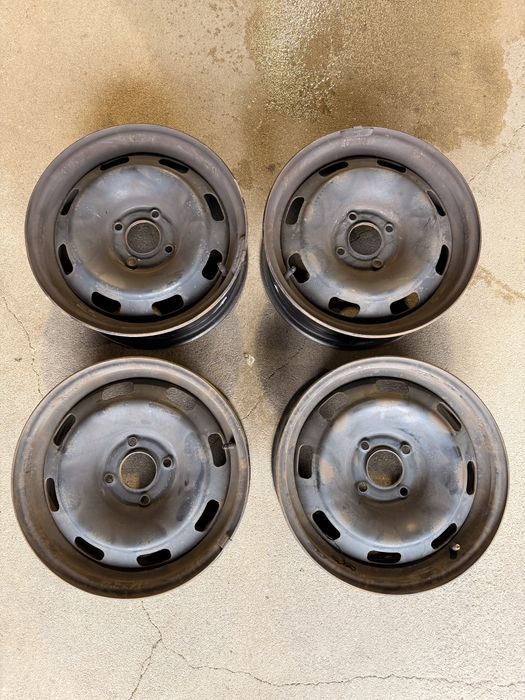 Jantes ferro 4x108 15 com tampões Peugeot