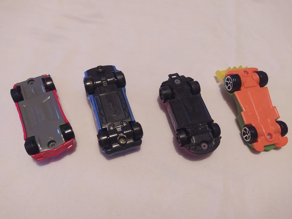 Carros Coleção Hot Wheels. 8 centímetros