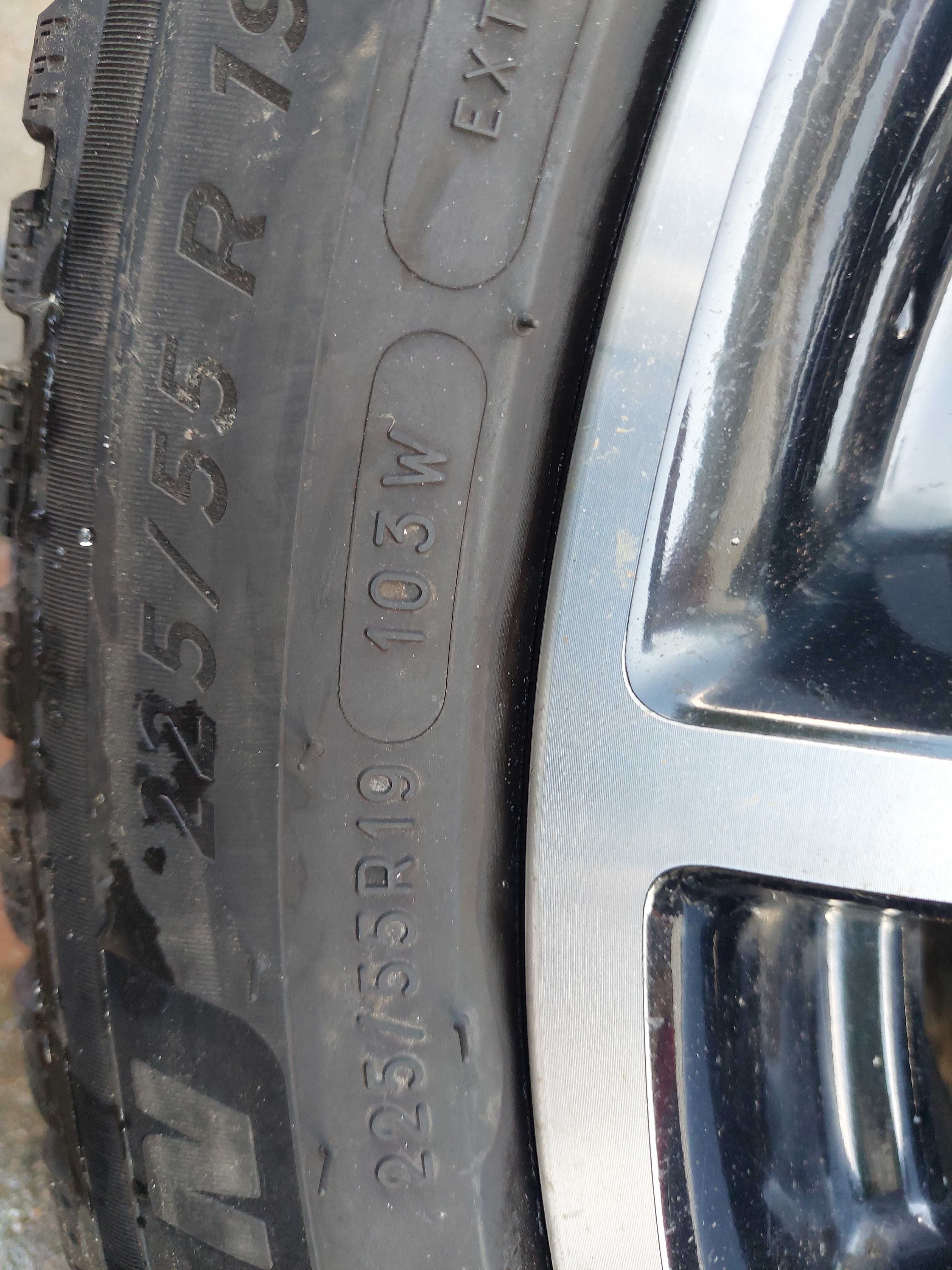 шини резина MICHELIN CROSSCLIMATE SUV 225/55 R19