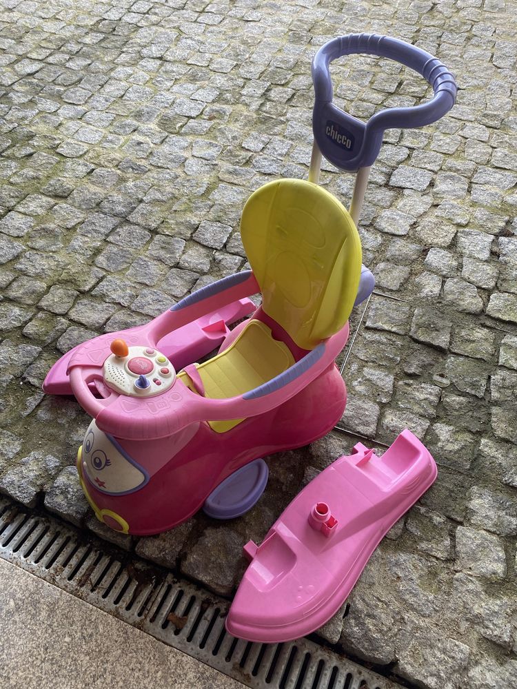 Carrinho de passeio de criança