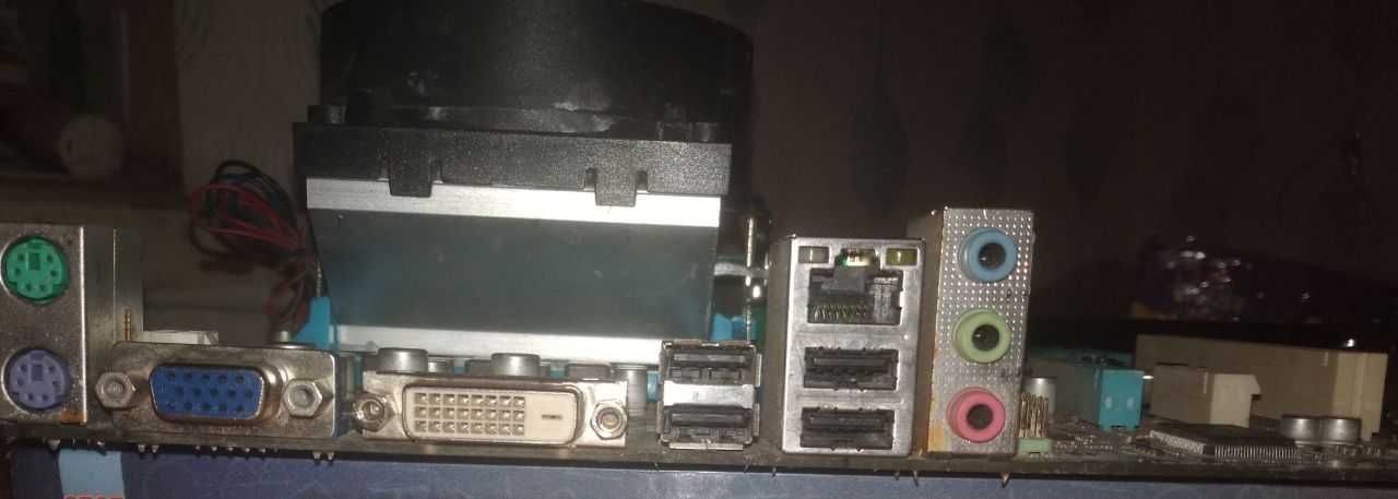 Комплект мат плата+процессор+озу Gigabyte ga-78lmt-s2p amd fx 4100