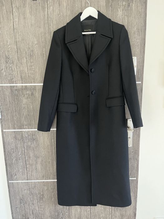 Klasyczny wełniany płaszcz Massimo Dutti