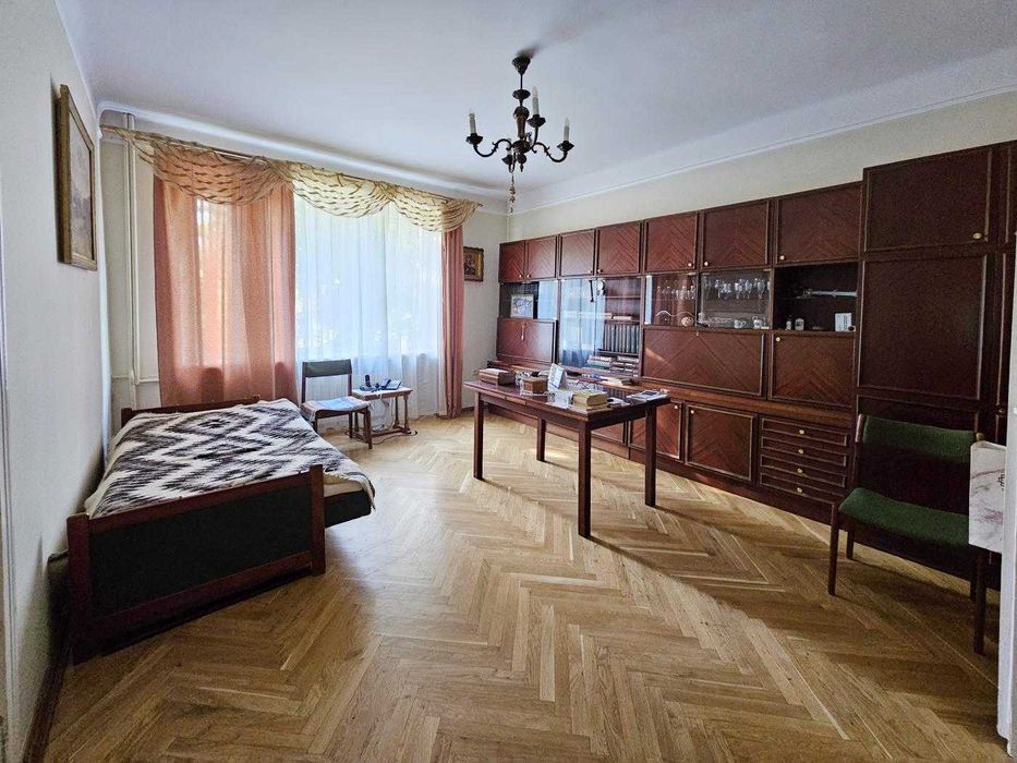 Продаж ексклюзивного будинку, вулиця Запорізька