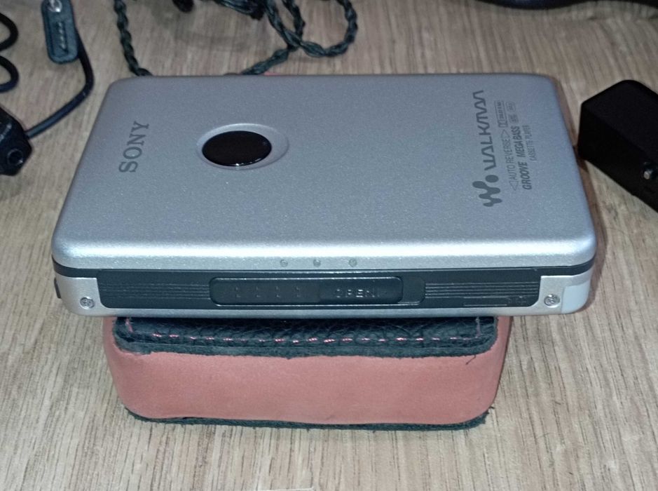 Топовый кассетный плеер SONY WM EX610 Как новый! Раритет!