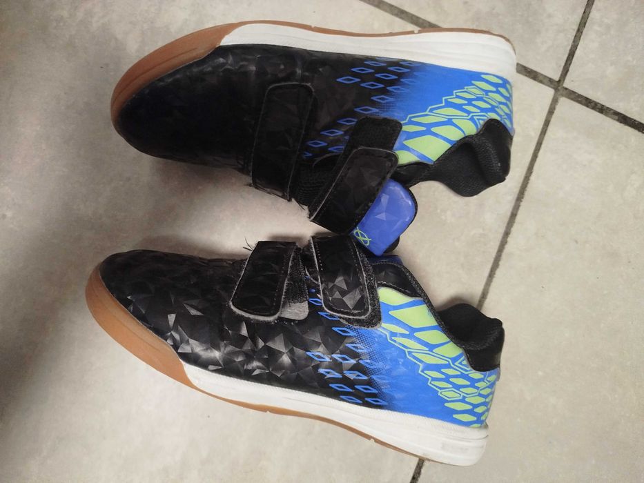 Halówki rozmiar 31 / adidasy / buty do piłki nożnej