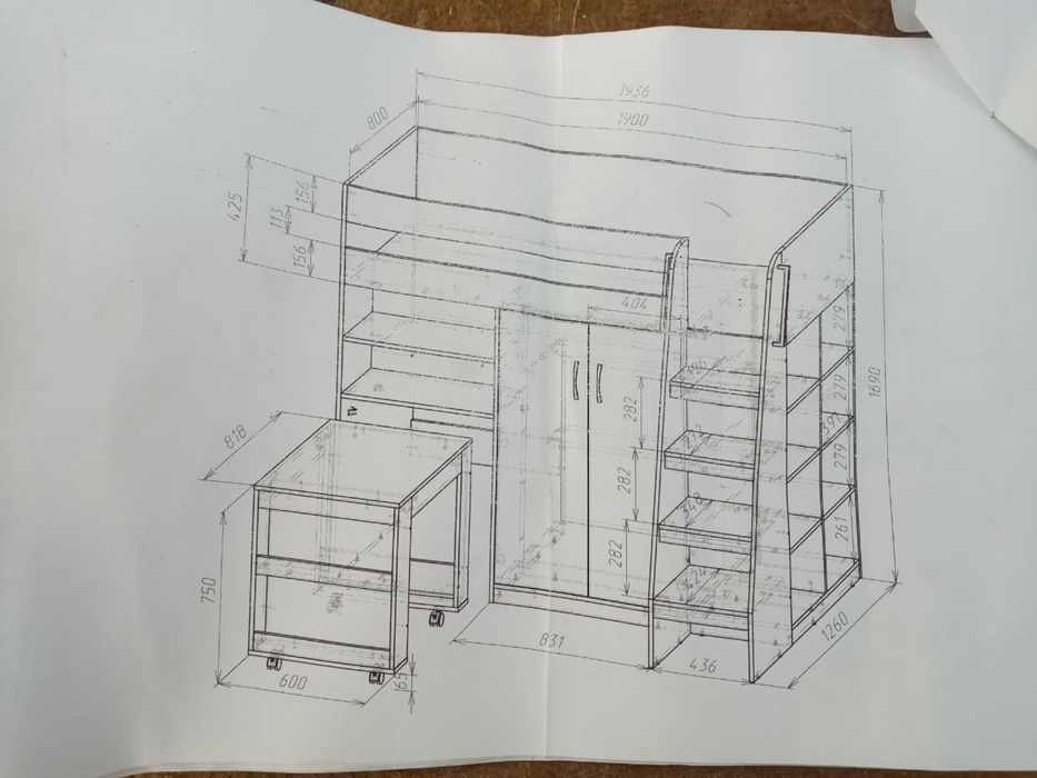 Ліжко-чердак та власний особистий простір для дитини або підлітка