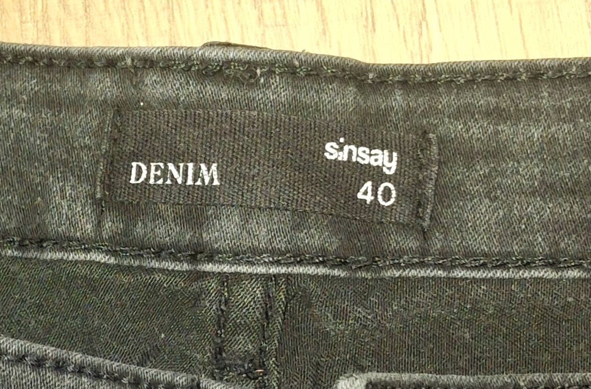Spodnie dzwony sinsay
