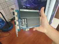 Видеокарта, GT730 на 2гб ддр 5 видеопамяти состояние хорошое