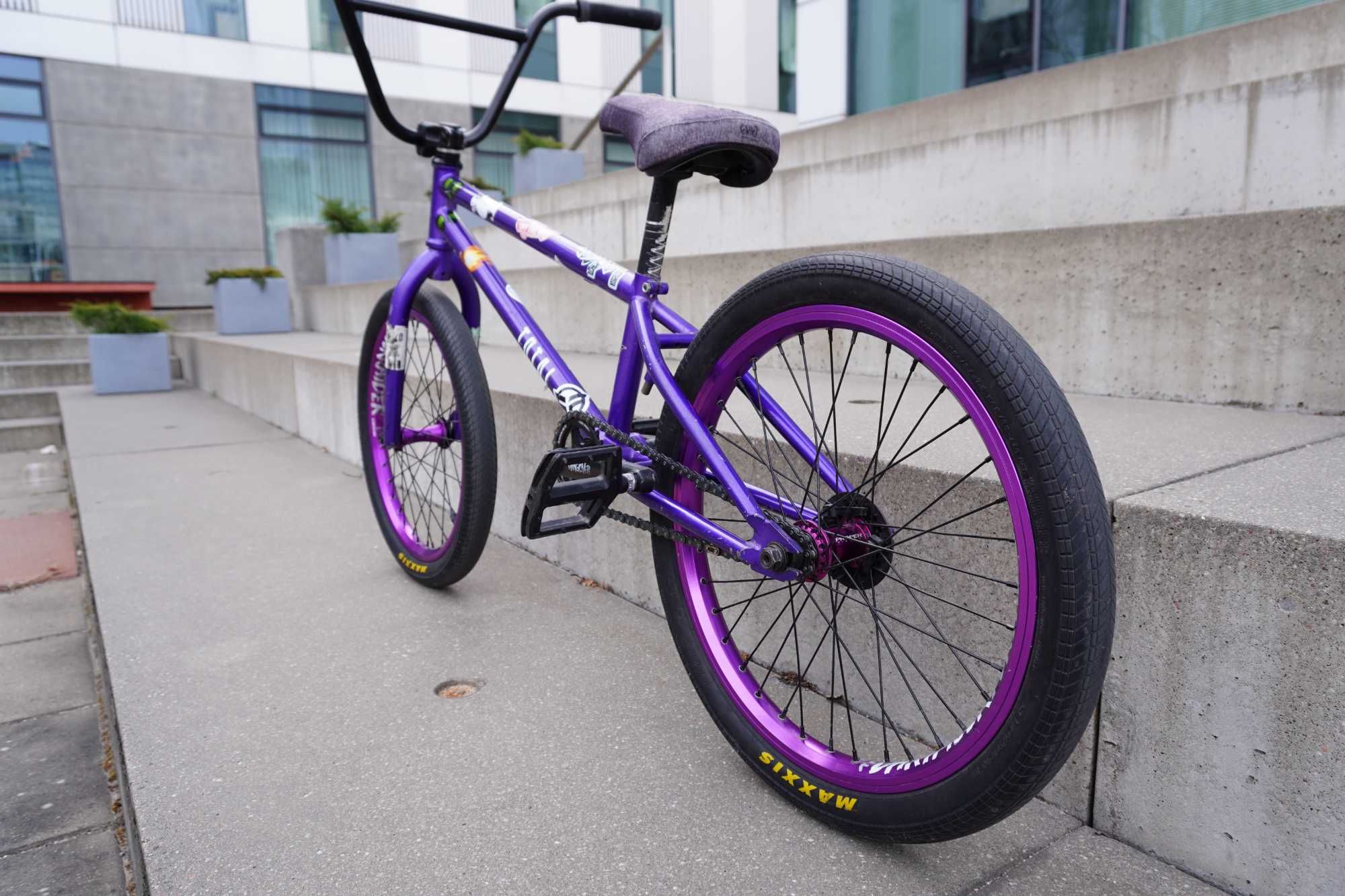 BMX  | Total | Super Stan | Lekki | Unikatowy