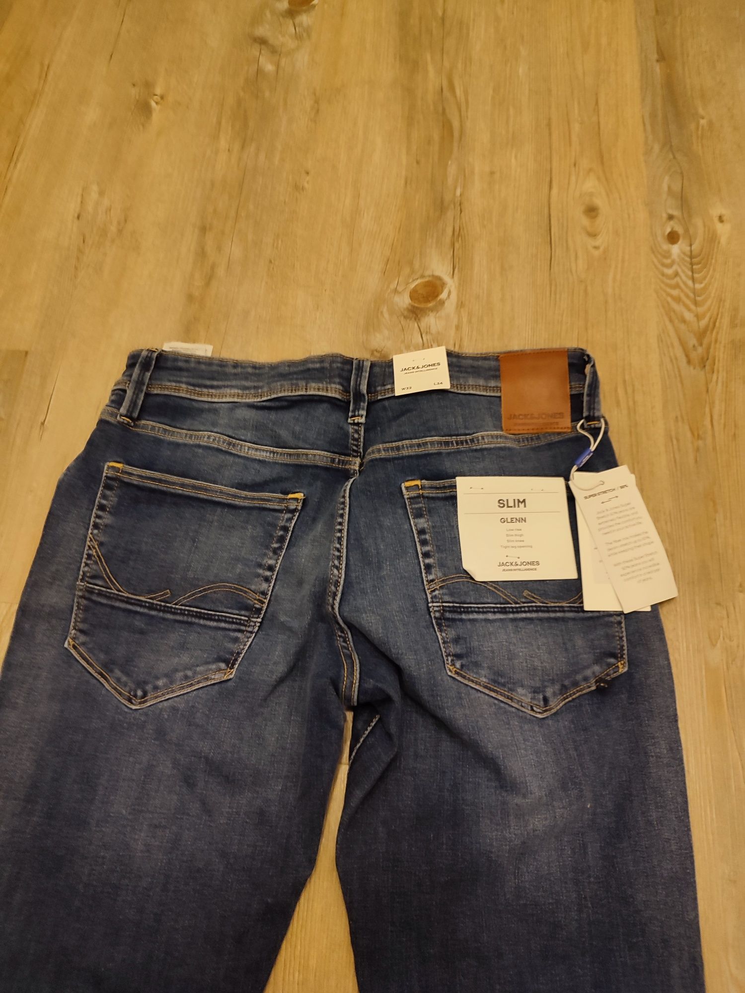 Spodnie jack & Jones 32/34