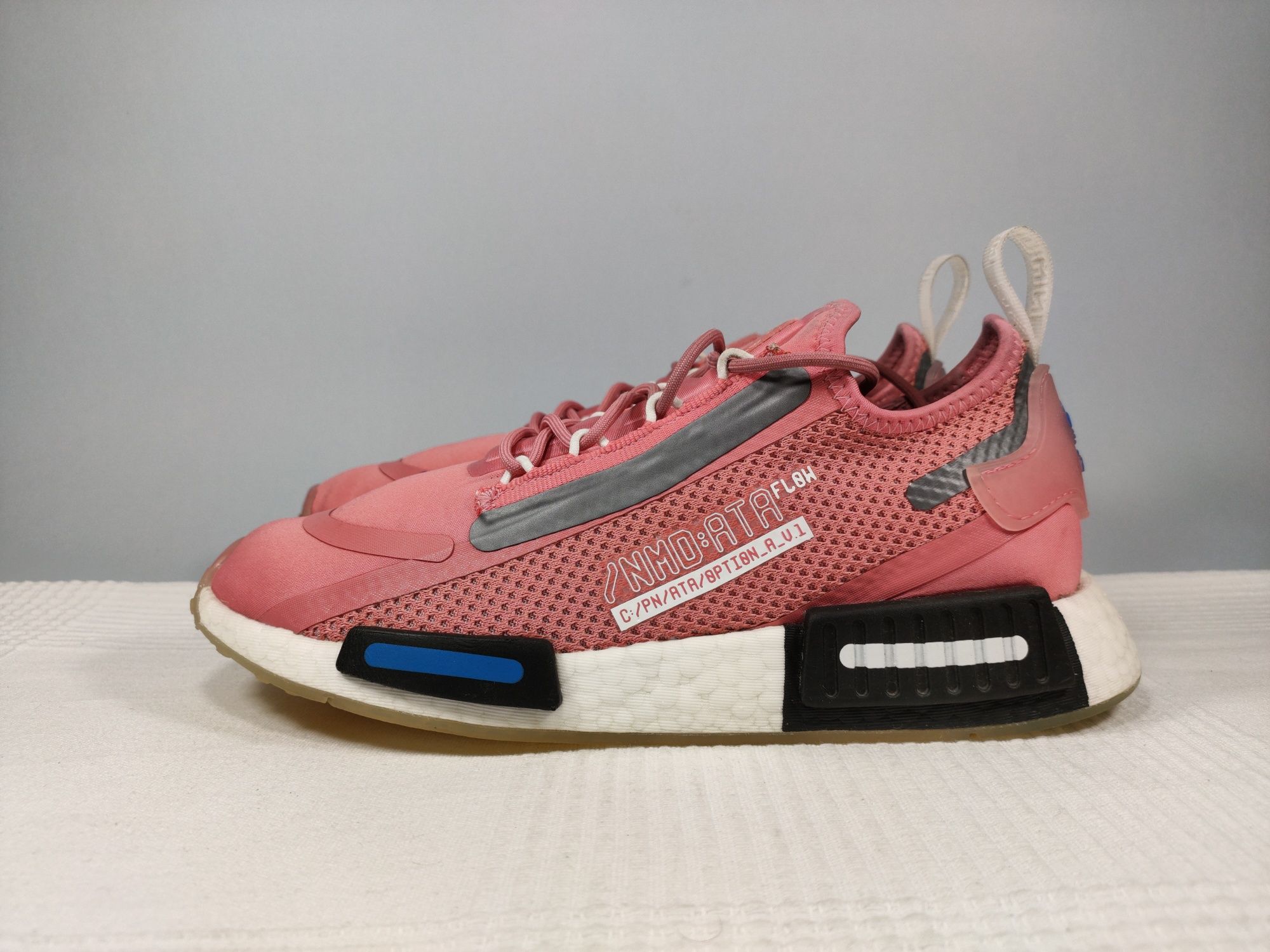 Buty Adidas NMD R1 Spectoo Hazy Rose sneakersy damskie różowe  40 25cm