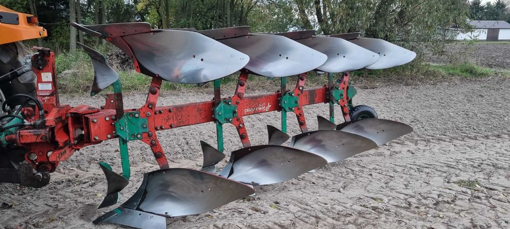 Pług 4 skibowy obrotowy kverneland LD 100