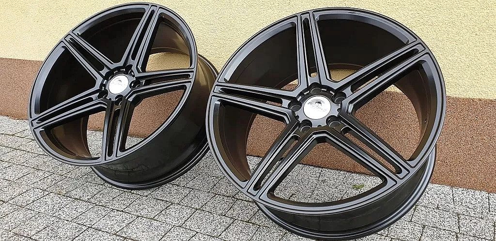 Felgi Forzza Bosan 8,5 i 9,5 x19/5x120 do Bmw 5