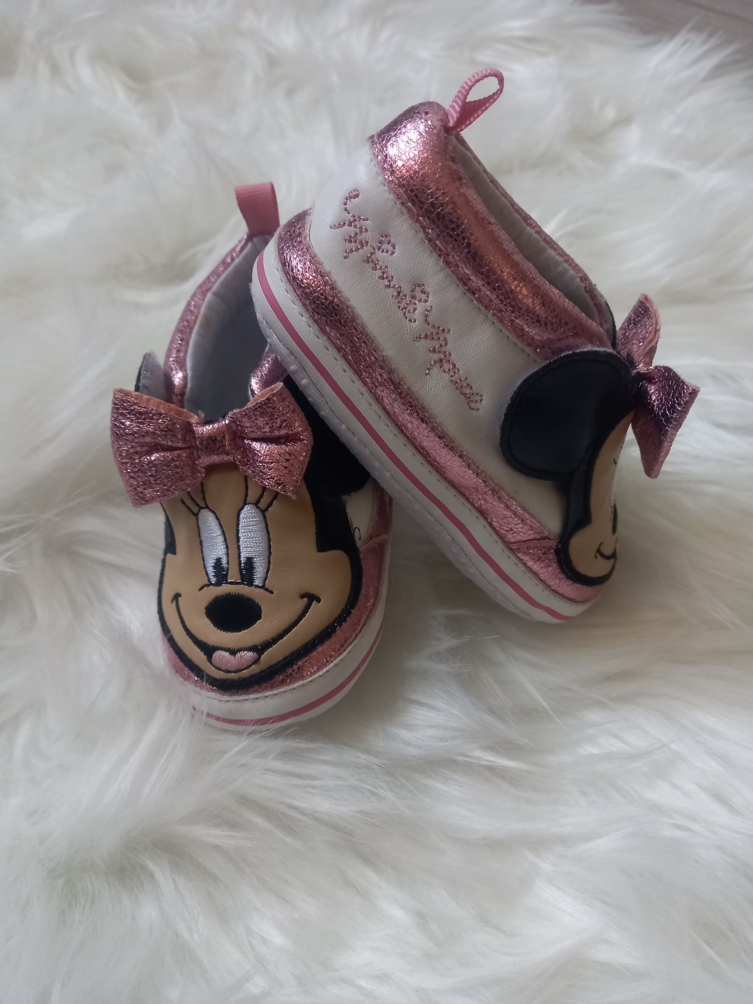 Buciki niechodki Disney Minnie Mous Myszka Micki