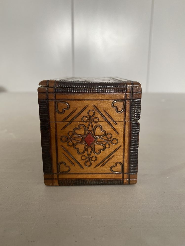 Karty do gry w drewnianym pudełku Piatnik classic