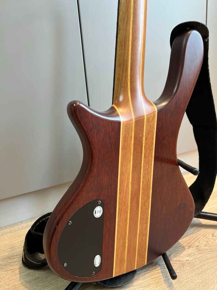 Washburn Taurus T25