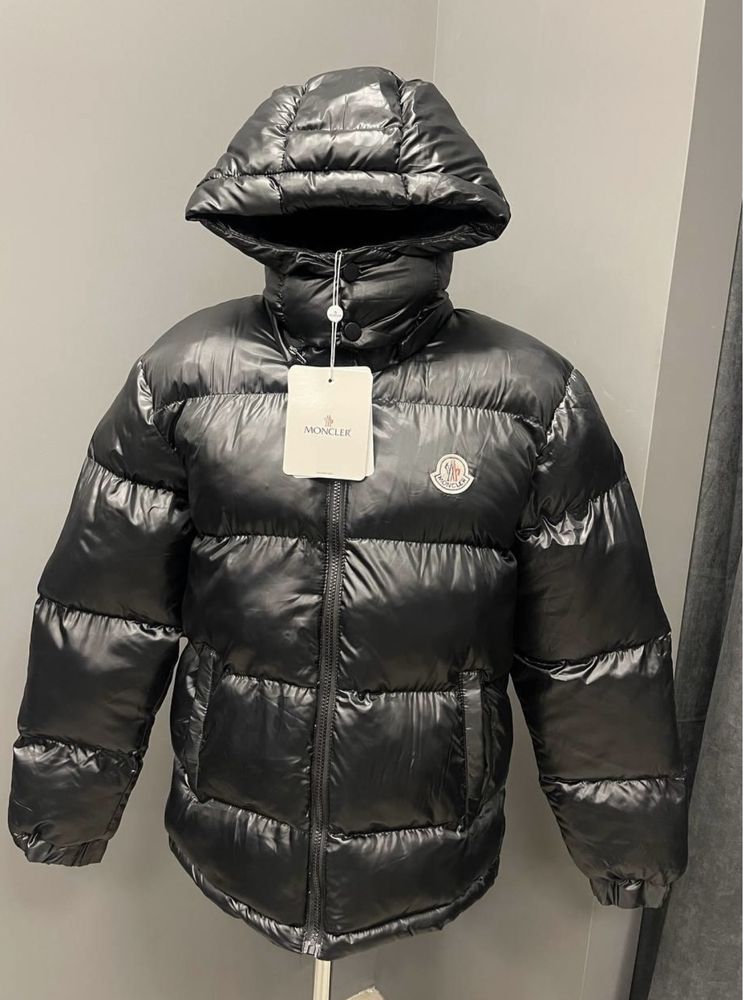 Пуховик Moncler, Куртка монклер