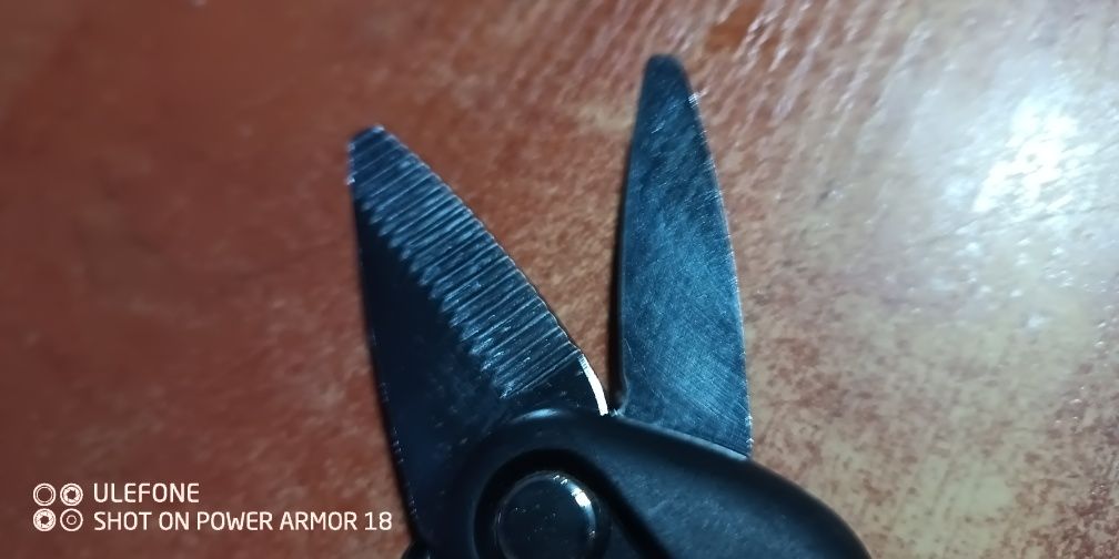 FISKARS Nożyce uniwersalne SP28 SingleStep