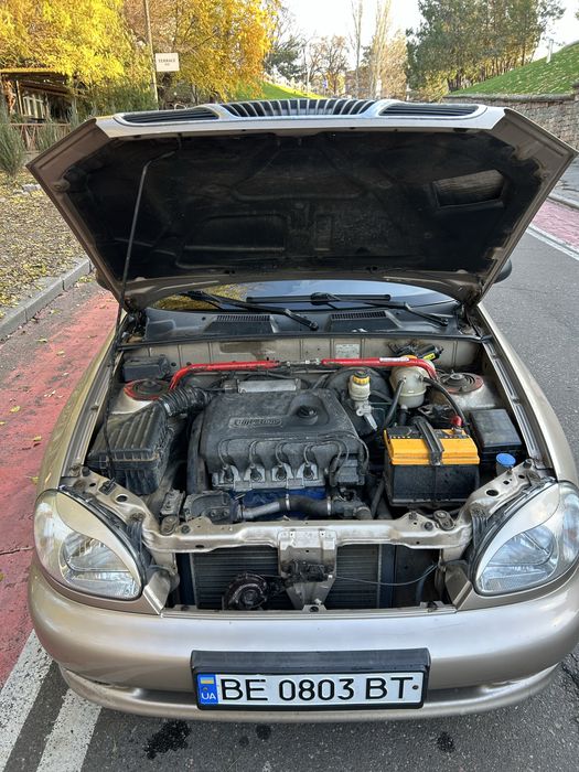 Daewoo Lanos 2008 гарний стан