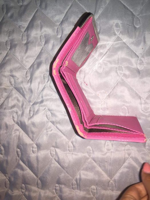 carteira Girls generation e chapeu Caitlyn