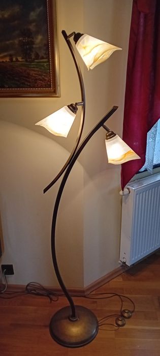 Lampa stojąca pokojowa