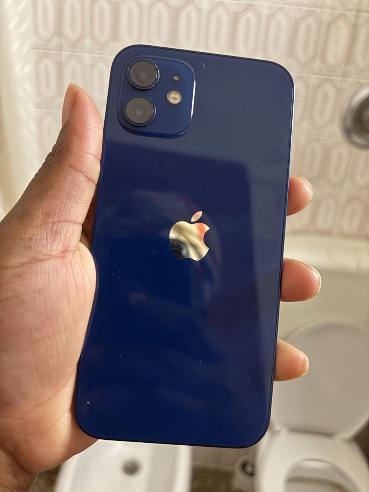 Iphone 12 operacional