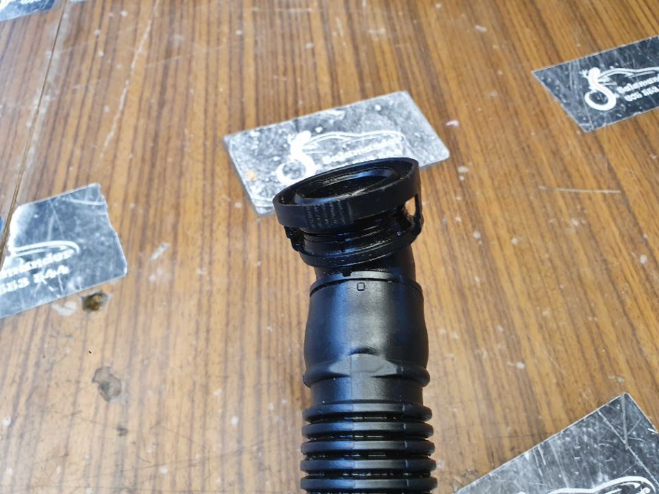 Rura 06B129657C Slepa Przewod Magistrali Powietrza 2.0 ALT 130 KM Audi A4 B6 VW