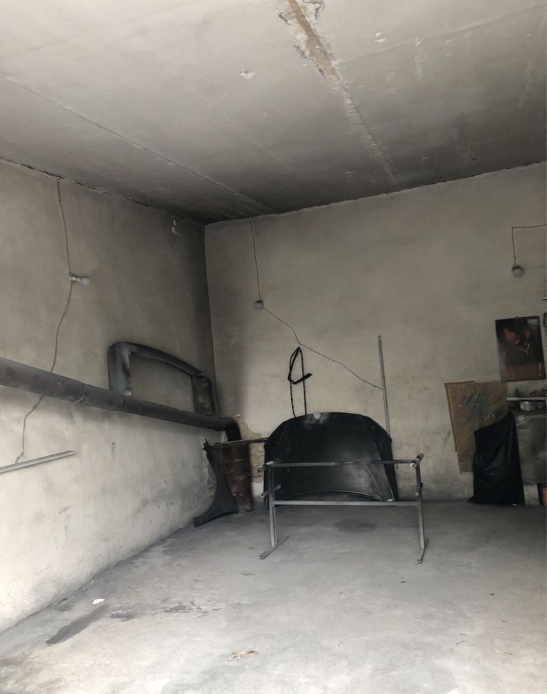 Продам гаражний комплекс із власною земельною ділянкою!