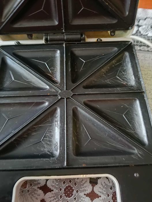 Opiekacz do kanapek 4sztuki