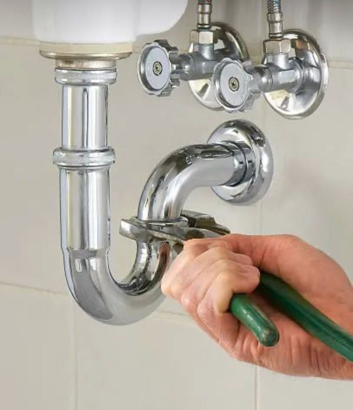 Serviços de canalização,  canalizador. Reparações.