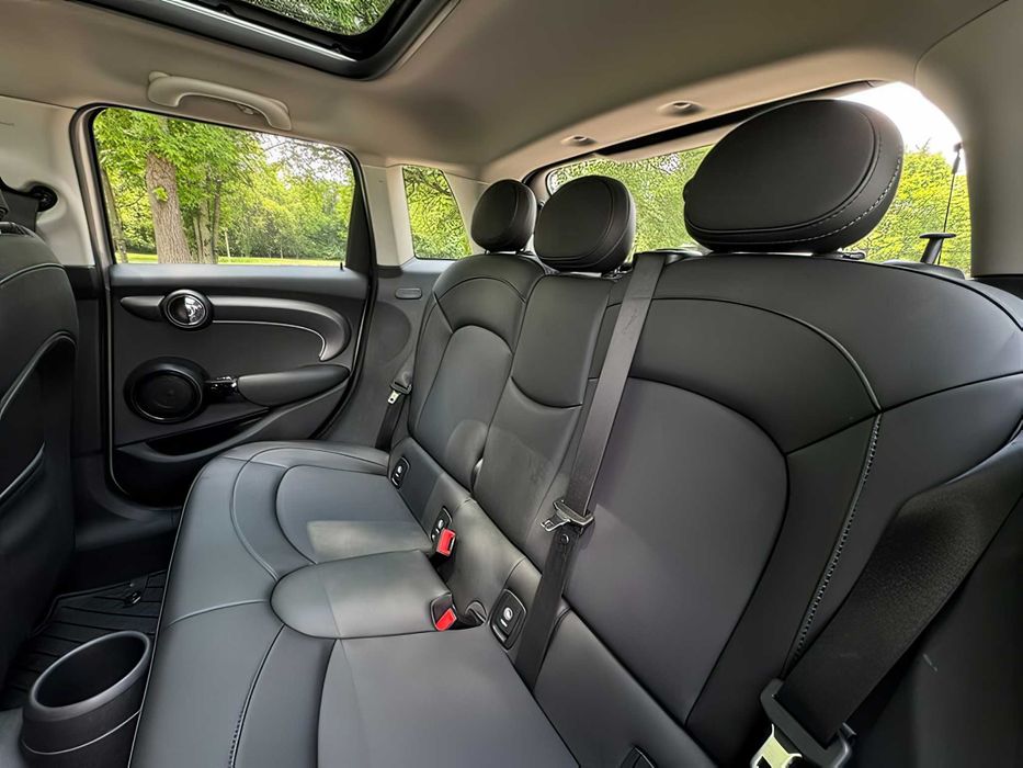 MINI Cooper S      2022