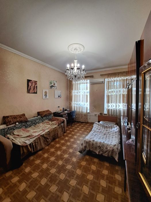 Квартира со своим палисадником !