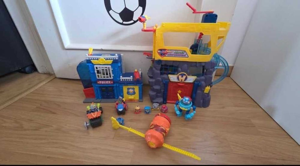 Vendo brinquedos dos superzings como novos