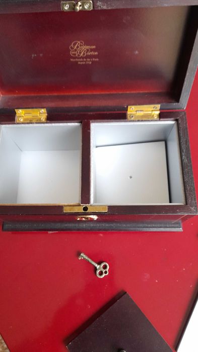 Coffré de chá ou café